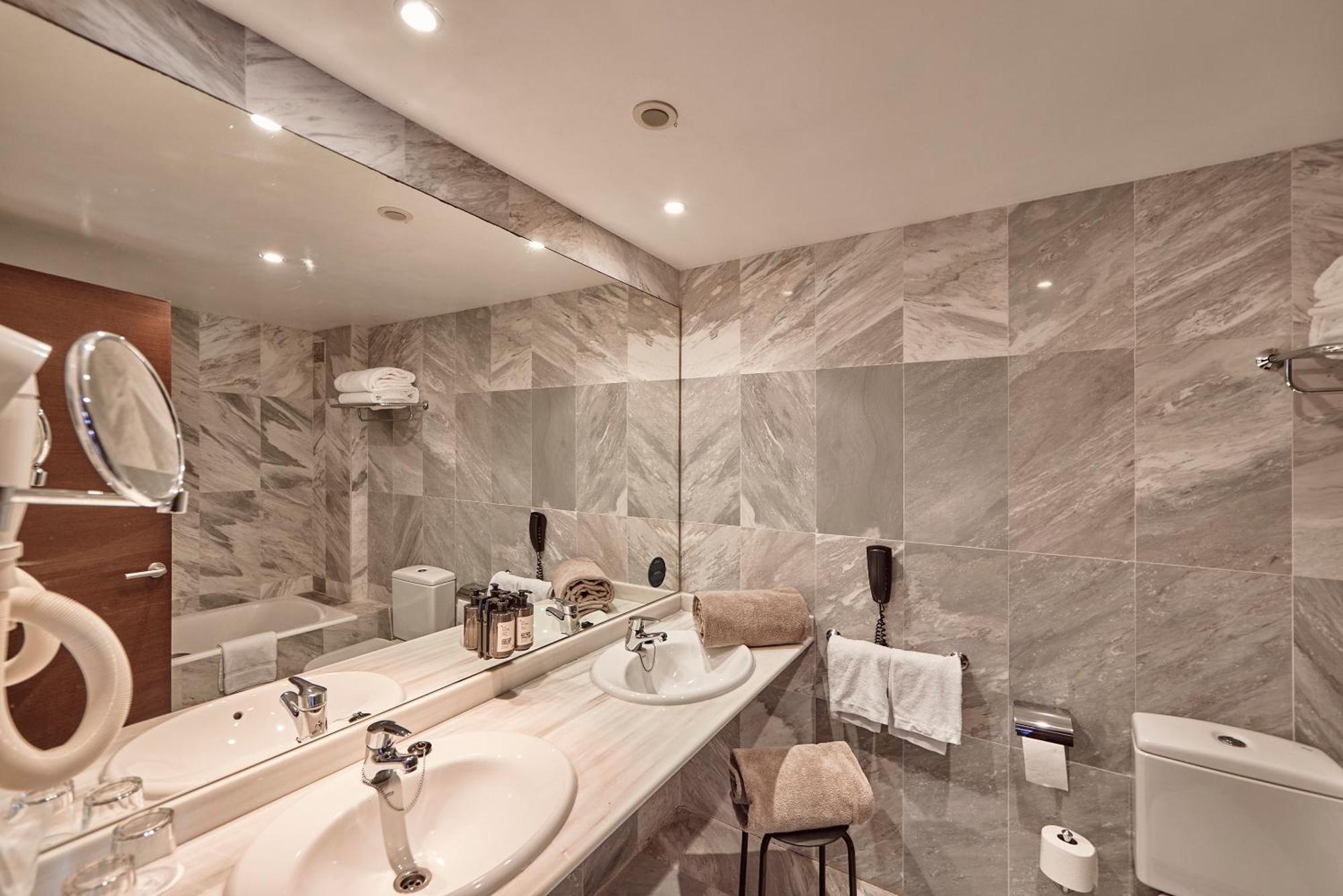 Superior Double or Twin Room Sea View Spa Access Not,1272410515:JPEG